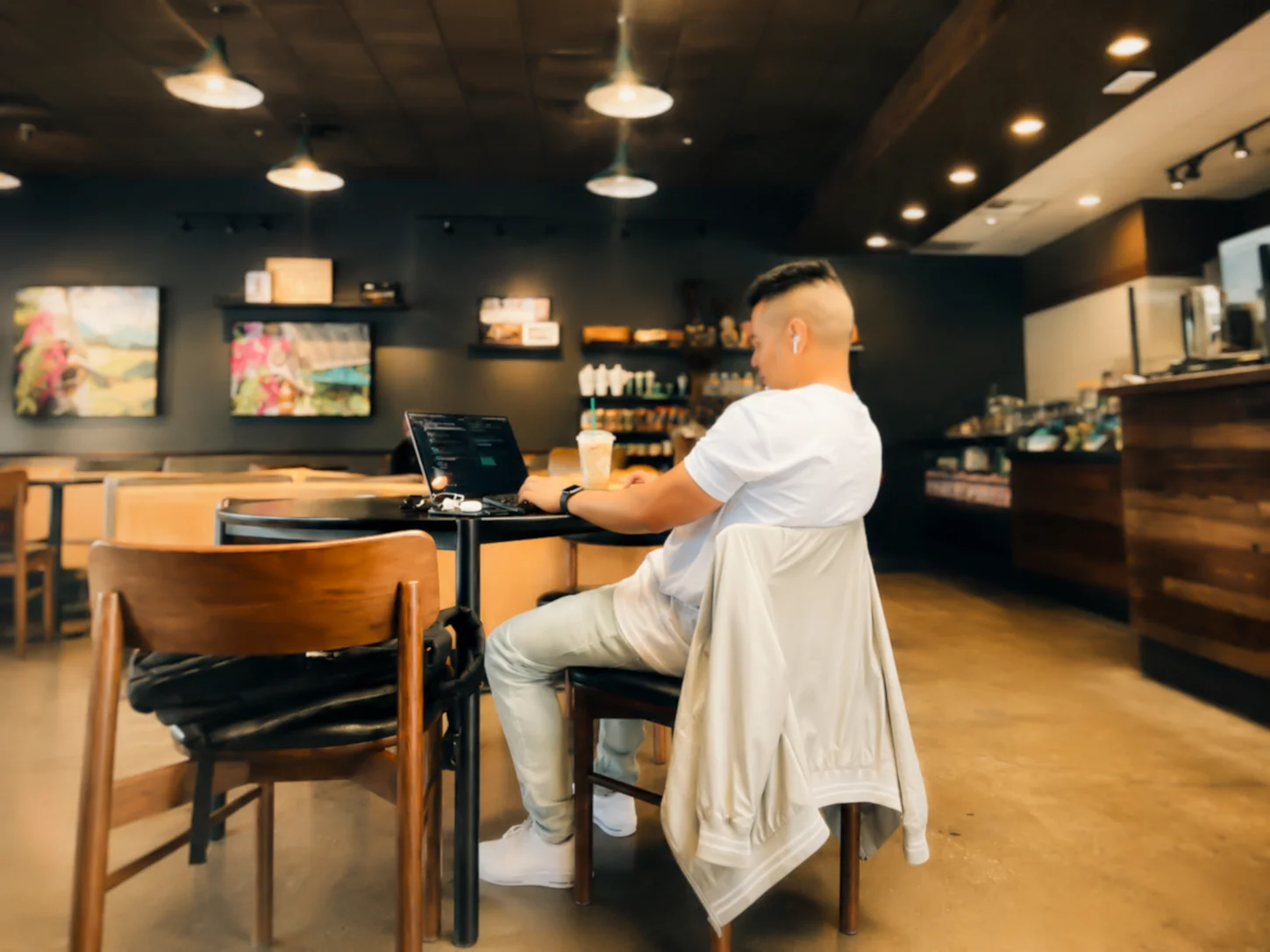 Coding session at the Café.